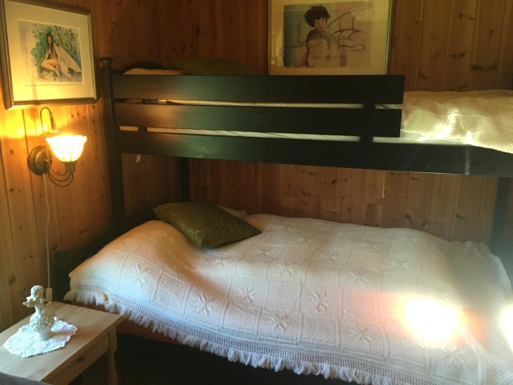Kvaale Gard Villa Lom Room photo