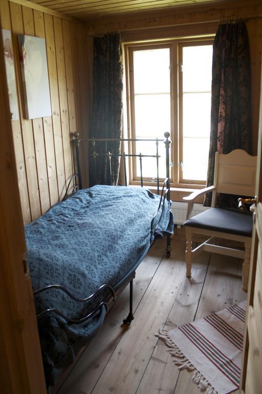 Kvaale Gard Villa Lom Room photo
